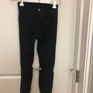 Black lulu lemon leggings